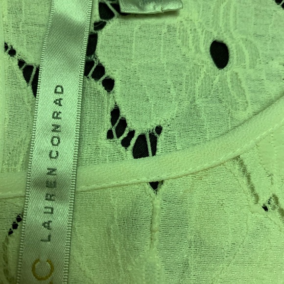 Blouse - Picture 2 of 2